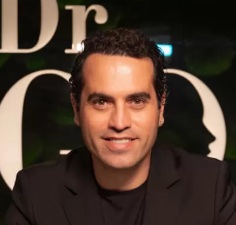 Dr. Güncel Öztürk - Medizinischer Mitarbeiter & Facharzt für Gesichtsaästhetik & Lächeln-Design